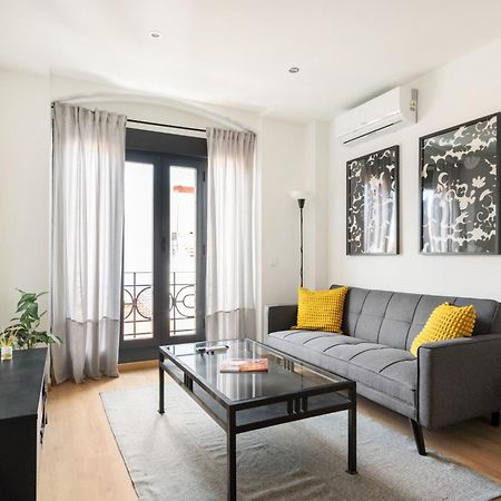 Apartamento En La Avenida De La Albufera Alquiler Temporal Madrid Luaran gambar