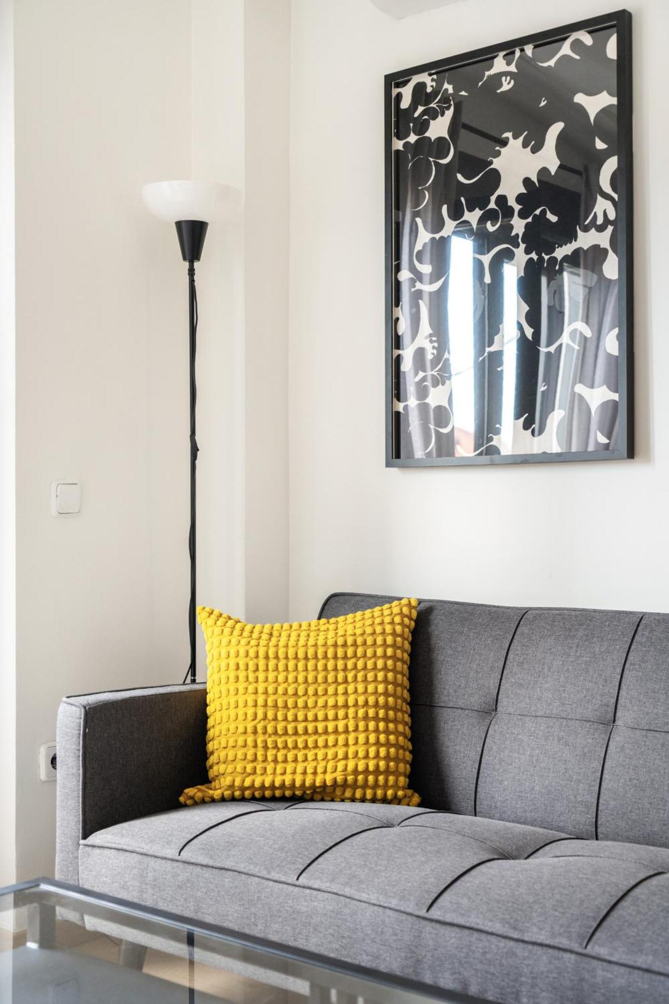 Apartamento En La Avenida De La Albufera Alquiler Temporal Madrid Luaran gambar